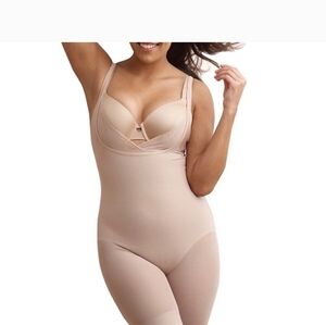 NWT Miraclesuit Sexy Sheer Shaping Singlette Nude, Extra Firm Control Sz M